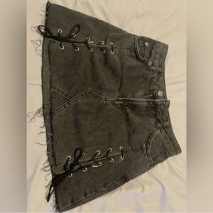 Top shop denim skirt